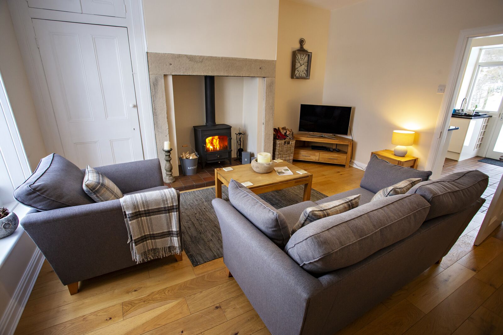 Chaffinch period cottage to book, Harbottle, Northumberland, interior view 3
