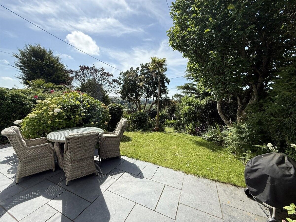 Sea View Terrace period cottage for sale, St Blazey, Cornwall, interior view 4