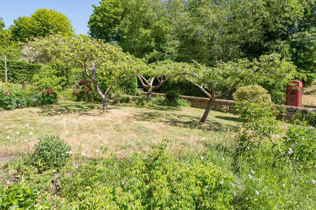 1 The Cottage period cottage for sale, Polstead, Suffolk, interior view 4